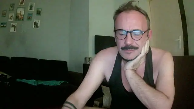 Snapshot of GaySexxPL chatting on September 11, 8:53 pm GaySexxPL online show from September 11, 8:53 pm