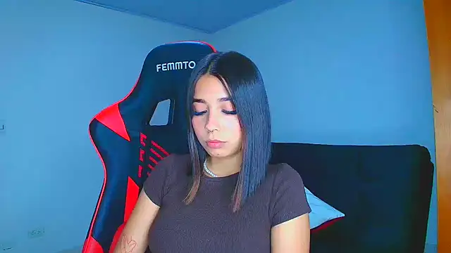 Rousse violett online show from December 15, 1:55 am