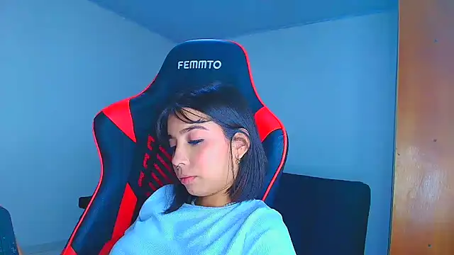 Rousse violett online show from November 12, 12:04 am