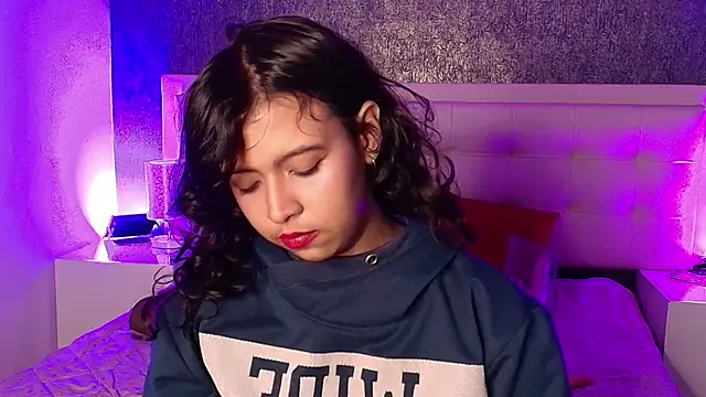 gabriela cortez online show from February 17, 10:27 pm