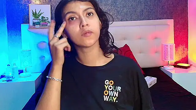 gabriela cortez online show from February 28, 8:28 pm