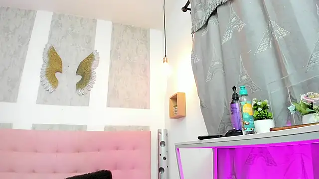 gabriela cortez online show from April 9, 3:19 am