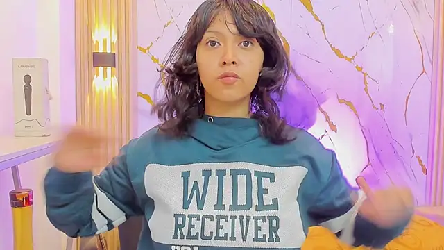 Snapshot of gabriela_cortez chatting on January 12, 12:56 pm gabriela cortez online show from January 12, 12:56 pm