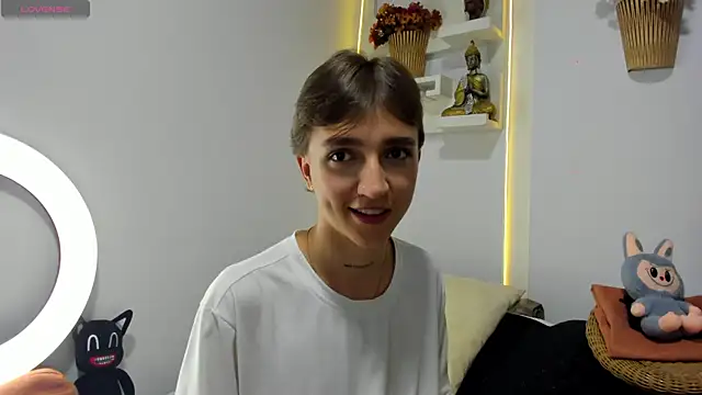 Snapshot of jeremy_salvatore chatting on November 6, 2:15 am jeremy salvatore online show from November 6, 2:15 am