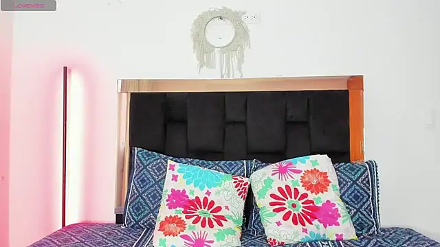 Carorosse online show from November 9, 10:25 pm