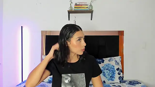 Carorosse online show from December 22, 7:58 pm