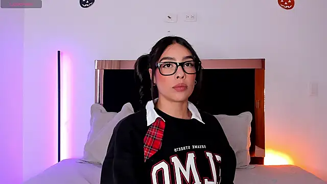 Carorosse online show from October 24, 7:24 pm