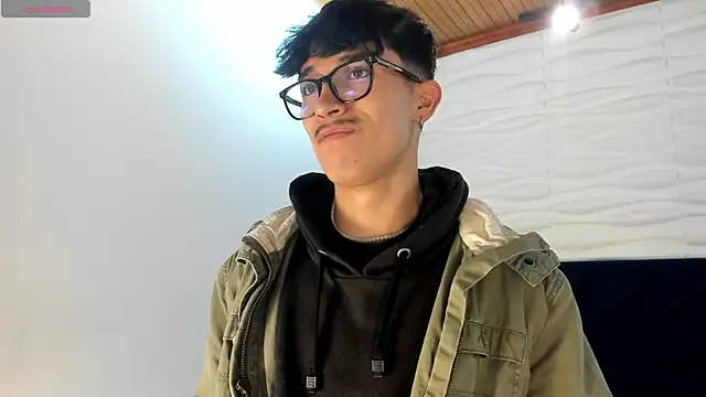 tim  fox online show from November 6, 11:58 am