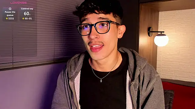 tim  fox online show from February 5, 11:39 am