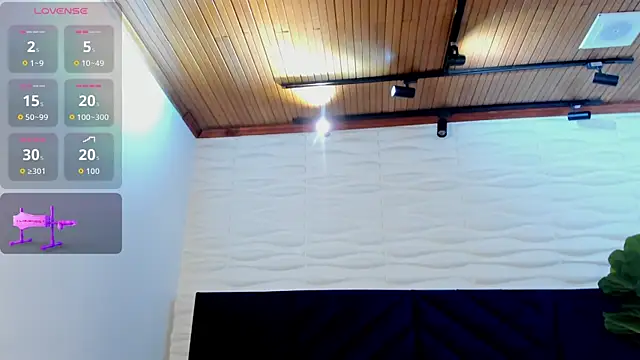 tim  fox online show from October 31, 12:13 pm