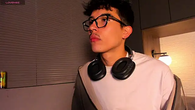 tim  fox online show from January 18, 11:46 am