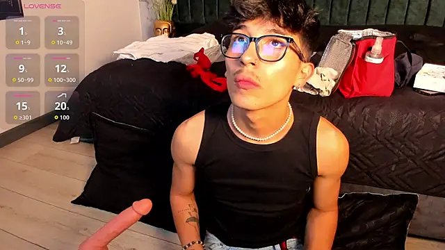 tim  fox online show from November 29, 12:05 pm