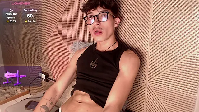 tim  fox online show from December 5, 12:26 pm