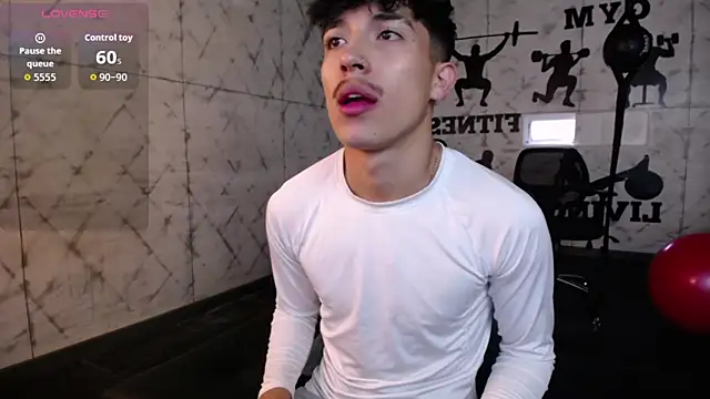 tim  fox online show from October 15, 11:29 am