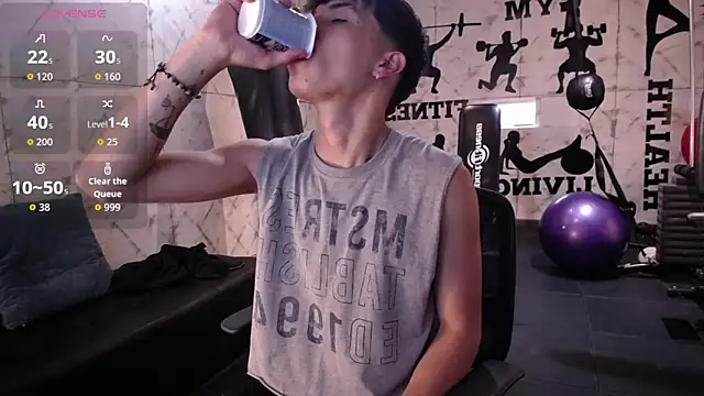 tim  fox online show from September 14, 11:21 am