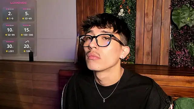 tim  fox online show from February 6, 11:50 am