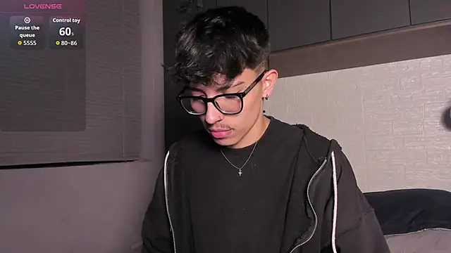 tim  fox online show from April 16, 12:06 pm