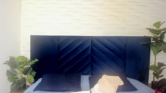 Snapshot of tim__fox chatting on June 15, 11:54 am tim fox online show from June 15, 11:54 am