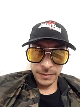 Snapshot of tony-camargo chatting on January 15, 2:17 am tony-camargo online show from January 15, 2:17 am
