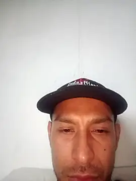 Snapshot of tony-camargo chatting on October 25, 5:50 am tony-camargo online show from October 25, 5:50 am