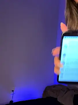 ninfduda online show from January 6, 11:20 pm