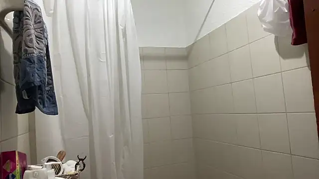 LunaBeya online show from December 18, 10:41 am