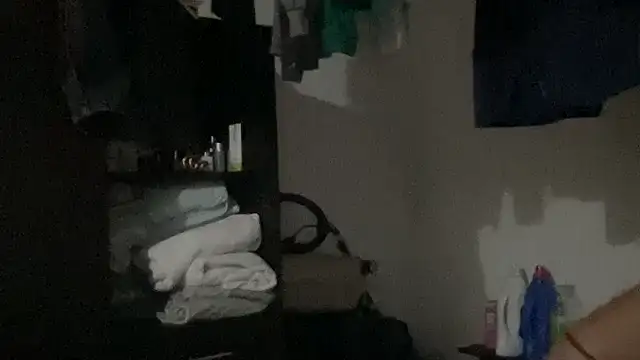 LunaBeya online show from December 22, 11:54 am