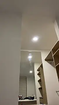 LunaBeya online show from April 5, 3:35 am