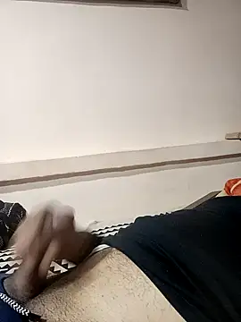 Snapshot of Rajasthani-boy chatting on January 16, 4:50 pm Rajasthani-boy online show from January 16, 4:50 pm