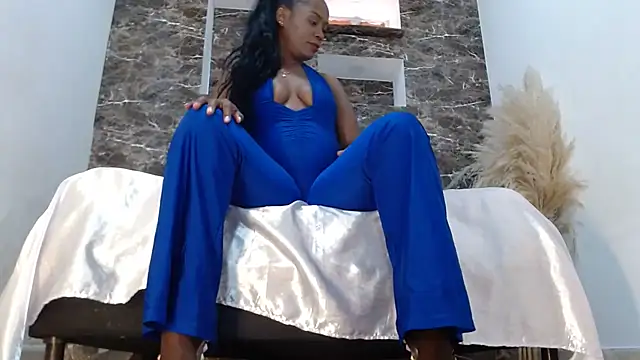 Snapshot of RAICHELLCOOPER1 chatting on September 22, 5:19 pm RAICHELLCOOPER1 online show from September 22, 5:19 pm