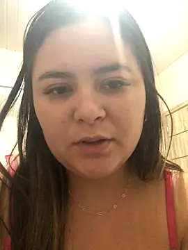 Snapshot of julinha2311 chatting on October 19, 9:39 pm julinha2311 online show from October 19, 9:39 pm