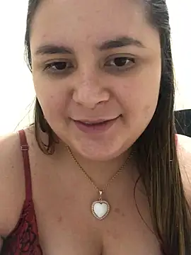 Snapshot of julinha2311 chatting on March 11, 6:52 pm julinha2311 online show from March 11, 6:52 pm