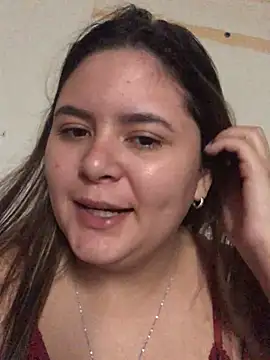 Snapshot of julinha2311 chatting on February 19, 2:22 pm julinha2311 online show from February 19, 2:22 pm