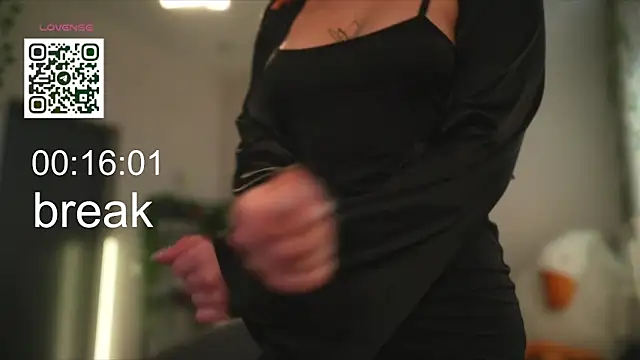 Snapshot of vse_sukki chatting on December 2, 3:07 am vse sukki online show from December 2, 3:07 am