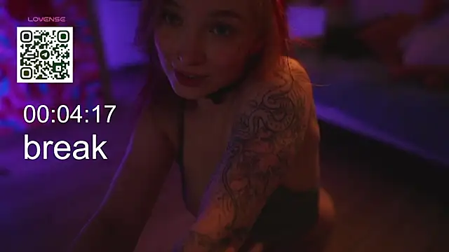 Snapshot of vse_sukki chatting on October 28, 3:51 am vse sukki online show from October 28, 3:51 am