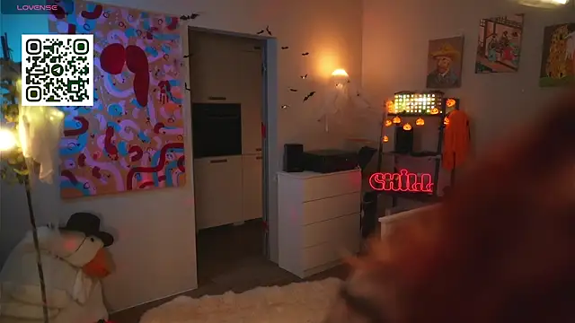 Snapshot of vse_sukki chatting on October 31, 3:03 am vse sukki online show from October 31, 3:03 am