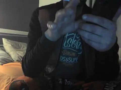 allnaked00 online show from November 18, 3:43 am