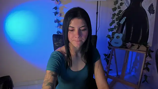 Snapshot of valu_557 chatting on June 22, 2:25 pm valu 557 online show from June 22, 2:25 pm