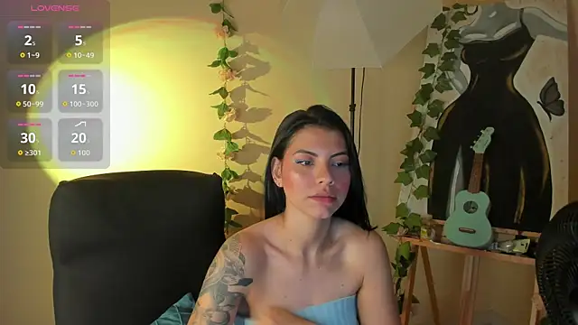 Snapshot of valu_557 chatting on July 3, 8:37 pm valu 557 online show from July 3, 8:37 pm