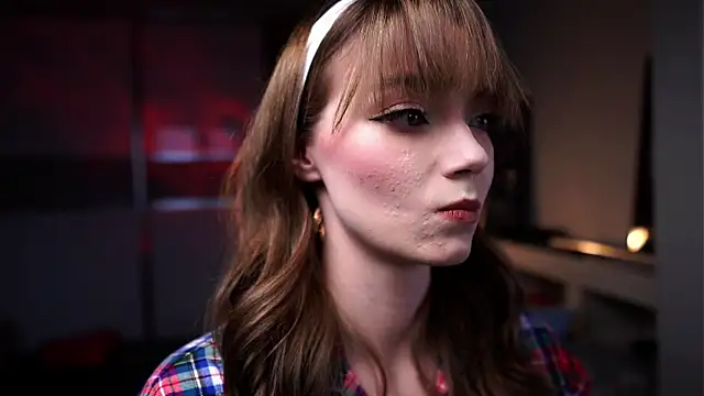 Snapshot of ileanacampbe chatting on November 18, 5:44 am ileanacampbe online show from November 18, 5:44 am