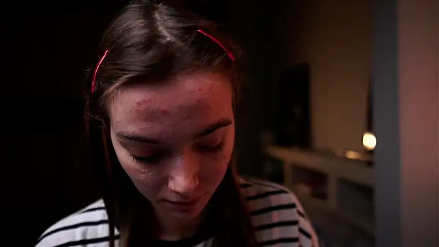 Snapshot of ileanacampbe chatting on December 2, 4:25 am ileanacampbe online show from December 2, 4:25 am