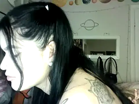 Snapshot of nikkikittyx3 chatting on March 22, 6:11 am nikkikittyx3 online show from March 22, 6:11 am