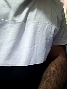 Snapshot of 13lusty chatting on December 5, 5:17 am 13lusty online show from December 5, 5:17 am