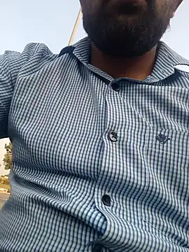 Snapshot of 13lusty chatting on October 22, 10:25 am 13lusty online show from October 22, 10:25 am