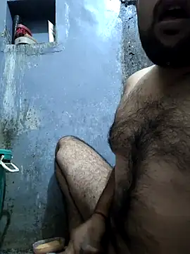 Snapshot of 13lusty chatting on October 26, 12:33 am 13lusty online show from October 26, 12:33 am