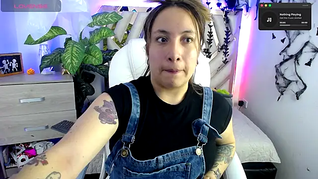 NyxAndria 1 online show from November 14, 8:34 pm