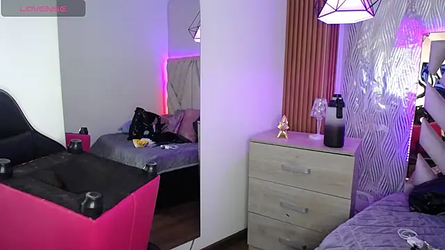 NyxAndria 1 online show from February 4, 11:22 pm