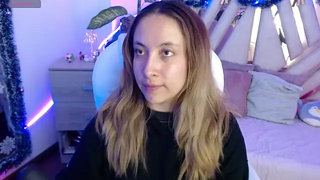 NyxAndria 1 online show from December 4, 10:31 pm