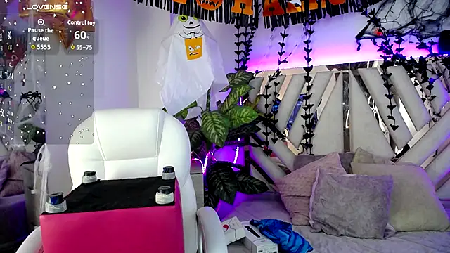 NyxAndria 1 online show from October 18, 9:17 pm