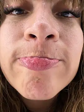 NyxAndria 1 online show from April 10, 2:07 am